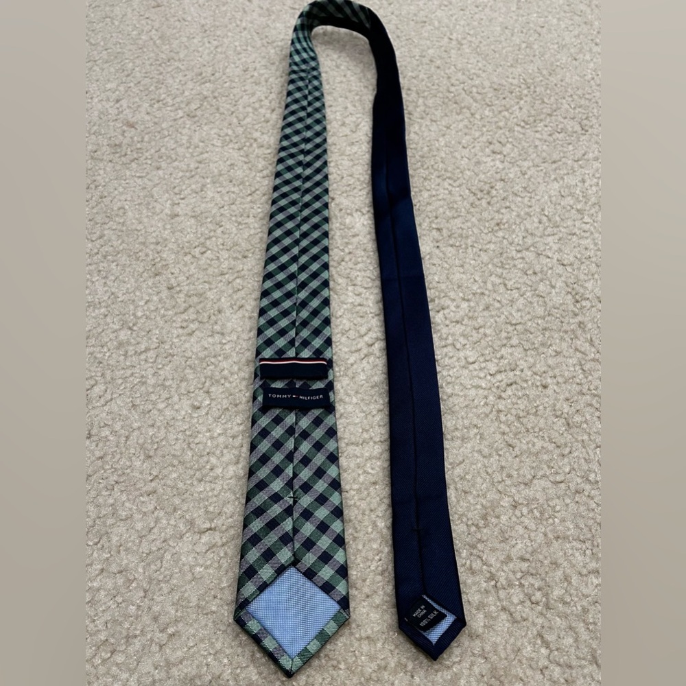 Tommy Hilfiger Men's Checkered Tie in Blue and Green